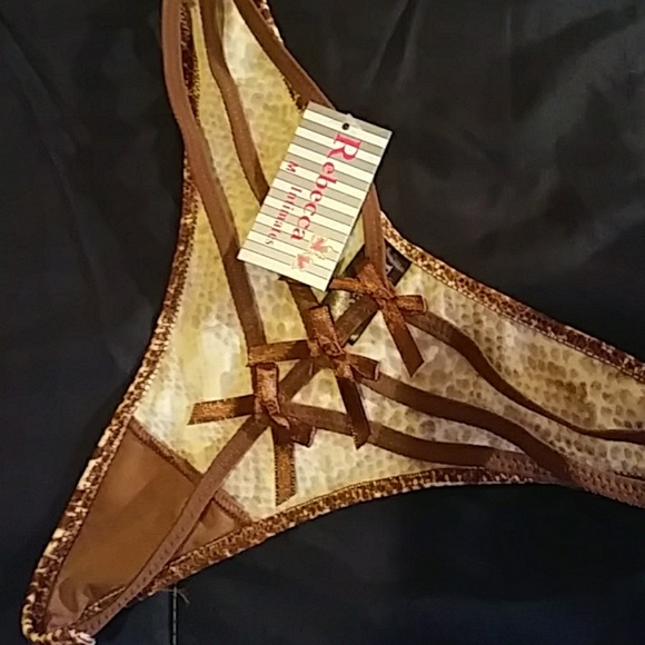 Bundle of intimates - Picture 3 of 6